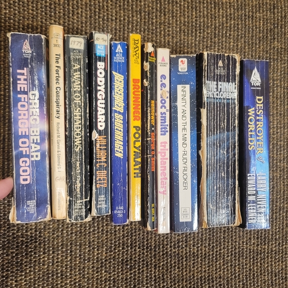 Vintage LOT of 11 Sci-Fi PB books 1960s-2000s - Picture 7 of 8